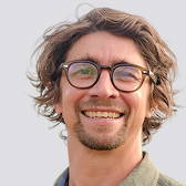 Portrait Mahe Charles