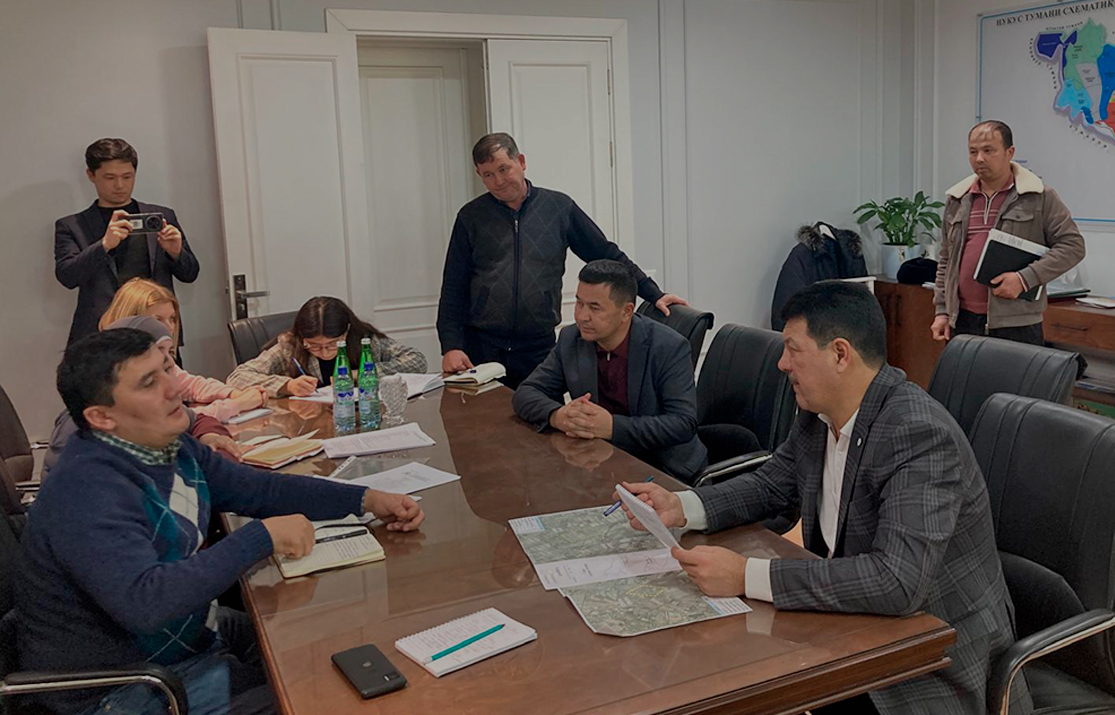 Ouzbekistan réunion avec la direction de leshoz de Nukus